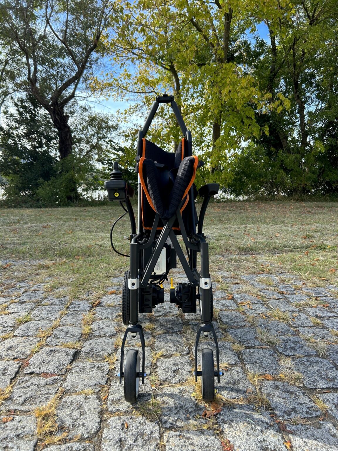 Smart Chair Racing SmartChair Lite - Fauteuil roulant électrique pliable et léger ...